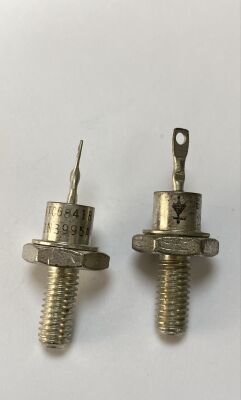 1N3995A DO-4 4.7V 10W ZENER METAL VİDALI KATOT DİYOT - 1