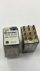 55.33 10A 250VAC KONTAK KİLİTLİ TEST BUTONU ÖZELLİKLİ 11 PİN RÖLE - FINDER - 