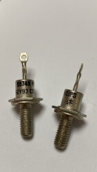 BZY93C13 NT4123 13V 20W METAL VİDALI KATOT ZENER DİYOT - PHILIPS - Philips