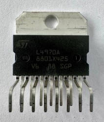 L4970A ST Multiwatt15V DC-DC 10A Ayarlanabilir Voltaj Regülatörü - ST