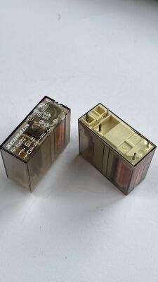RP418012 12VDC 12A 250VAC 5 PİN RÖLE - SCHRACK - 1