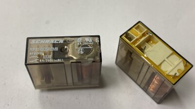 RP811005 REMII 5VDC 8A 250VAC 5 PİN RÖLE - SCHRACK - 1
