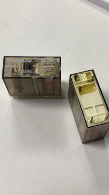 RP818524 24VDC 12A 250VAC 5 PİN RÖLE - SCHRACK - 1
