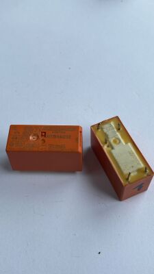 RTB14012 12VDC 12A 250VAC 5 PİN RÖLE - SCHRACK - 1