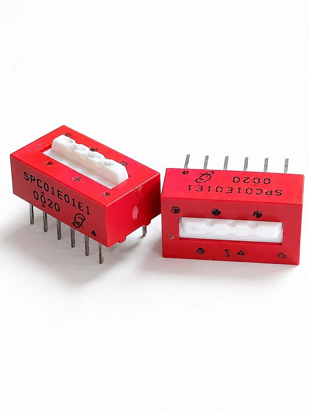 SPC01E01E1 4'lü Sürgülü DIP Switch Anahtar 12 Pin PCB Tipi - 