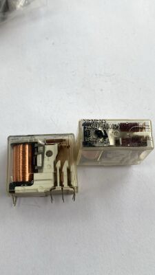 V23037-A0003-X135 60VDC 5A RÖLE - SIEMENS - 1