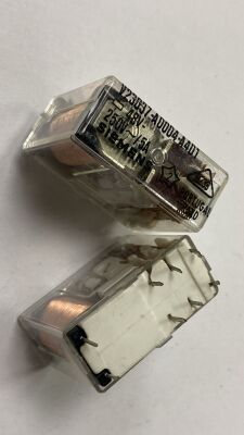 V23037-A0004-A401 48VDC 5A 250VAC 8 PİN RÖLE - SIEMENS - 1
