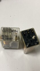 V23154-C0712-B104 24VDC 8 PİN RÖLE - SIEMENS - 